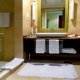 حمام  فندق ماريوت - المنامة | هوتيلز بوكينج