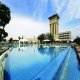 اطلالة على حمام السباحة  فندق موفنبيك - أسوان | هوتيلز بوكينج