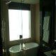 حمام الغرف  فندق انتركونتيننتال فستيفال سيتي - دبي | هوتيلز بوكينج