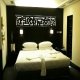 غرفة  فندق العنوان (أدريس) مونتجمري - دبي | هوتيلز بوكينج