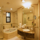 حمام الغرف  فندق كانتري كلوب - دبي | هوتيلز بوكينج