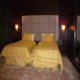 غرفة بسريرين  فندق أبراج زمزم - عمان | هوتيلز بوكينج