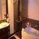 حمام فندق سفير - الكويت | هوتيلز بوكينج