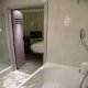 حمام الغرف  فندق سويت نوفوتيل - مراكش | هوتيلز بوكينج