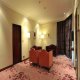 منطقة جلوس الجناح فندق المروة ريحان روتانا - مكة المكرمة | هوتيلز بوكينج