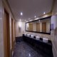 حمام فندق دار الإيمان جراند - مكة المكرمة | هوتيلز بوكينج