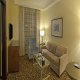 منطقة جلوس بالغرفة فندق أجنحة هيلتون - مكة المكرمة | هوتيلز بوكينج
