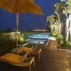 حمام سباحة  فندق شانجي فيلج - سنغافورة | هوتيلز بوكينج