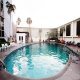 حمام سباحة2  فندق ناراي - بانكوك | هوتيلز بوكينج