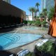 حمام سباحة فندق ماندارين أورينتال سيتي سنتر - لاس فيجاس | هوتيلز بوكينج