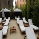 كراسي الشمس فندق دريم داون تاون - نيويورك | هوتيلز بوكينج